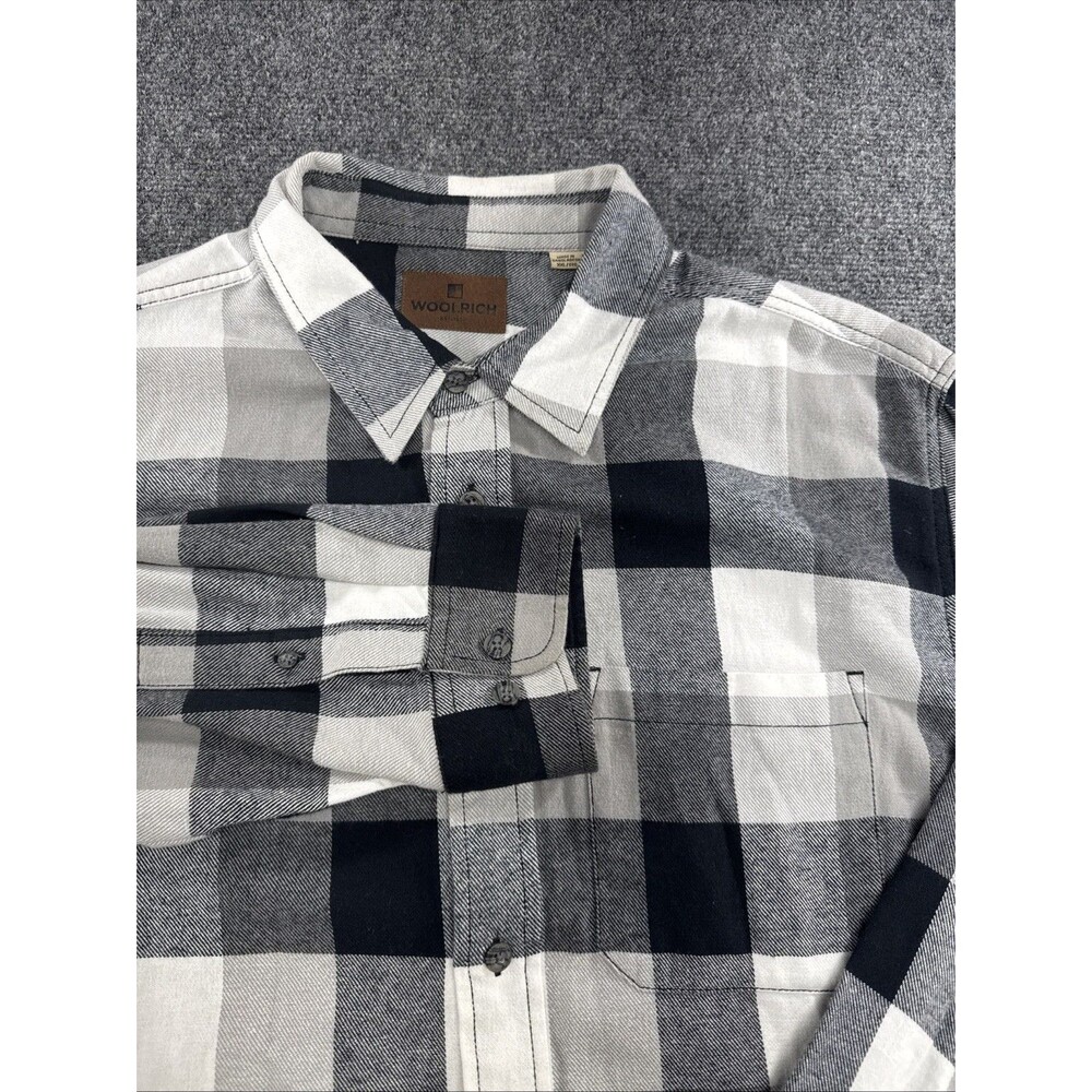 Woolrich Flannel Shirt Mens XXL Gray Black Buffalo Plaid Button Up BNWOT